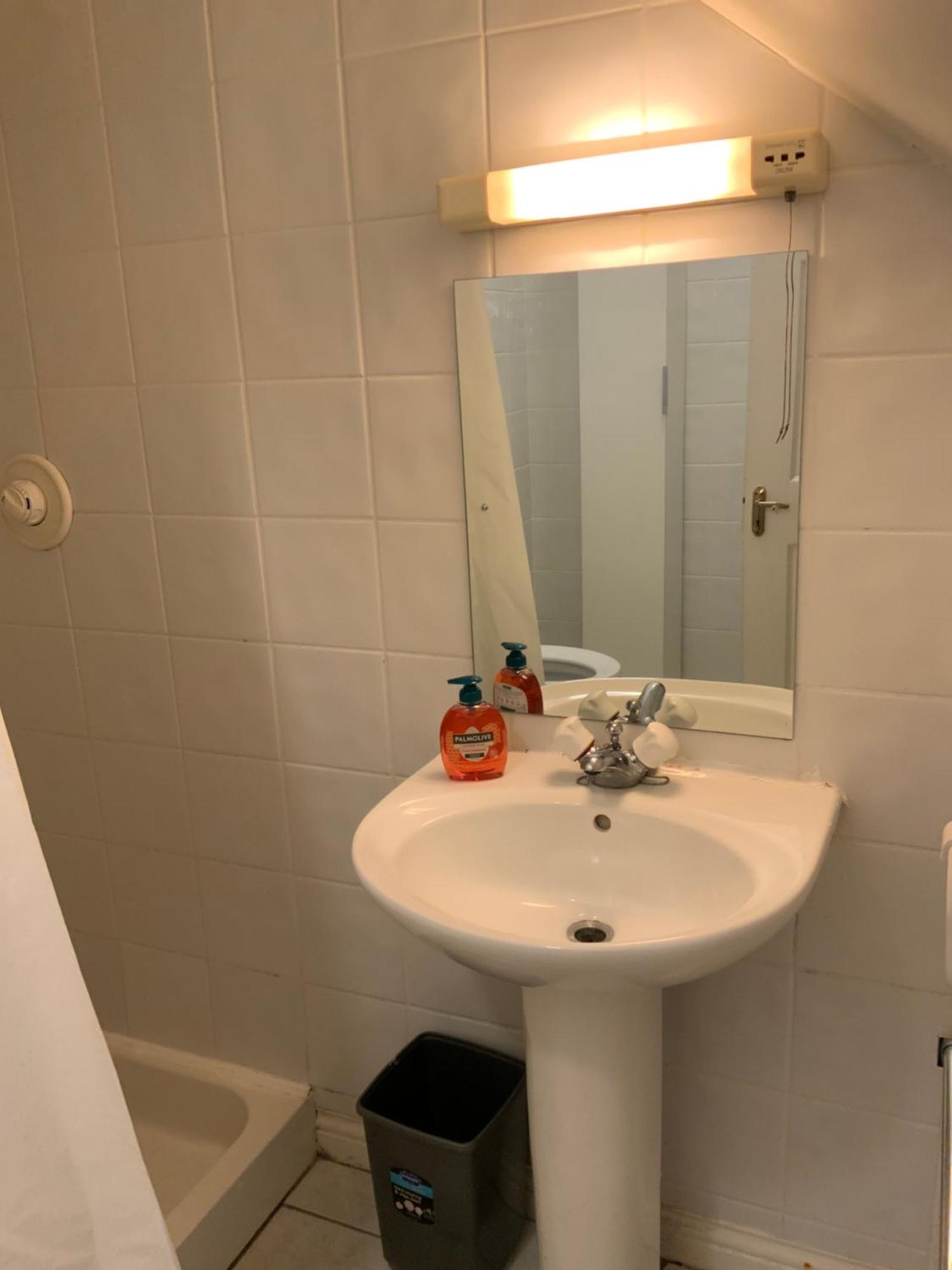 Quite And Cozy 2 Bedroom Apartment Galway Eksteriør bilde