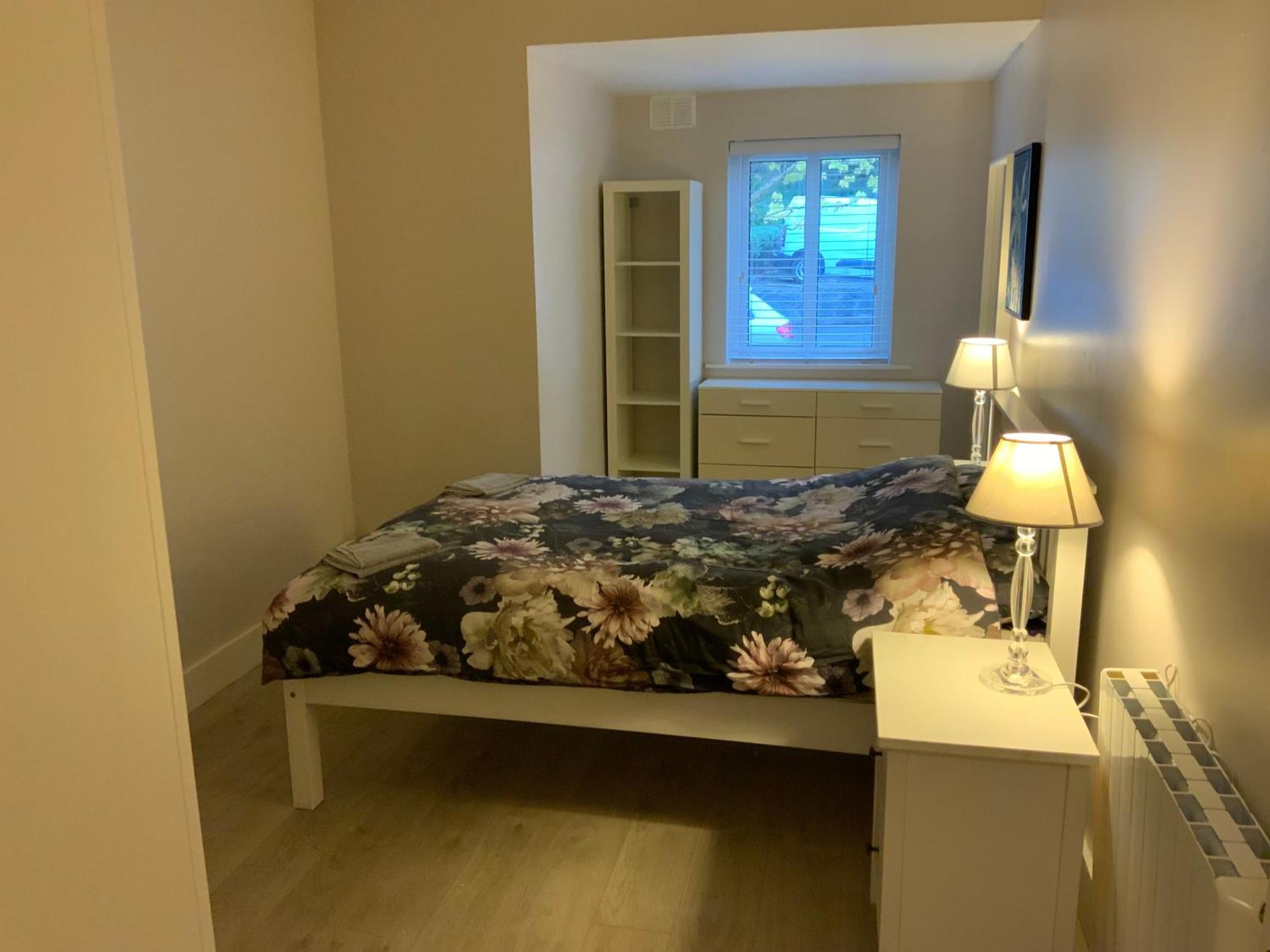 Quite And Cozy 2 Bedroom Apartment Galway Eksteriør bilde